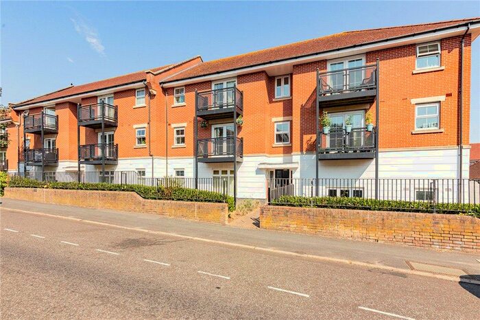 2 Bedroom Apartment To Rent In Bell Chase, GU11