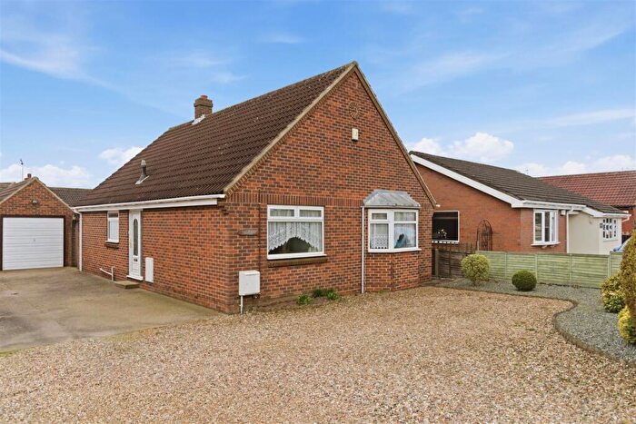 2 Bedroom Detached Bungalow For Sale In Ottringham Road, Keyingham, Hull, HU12