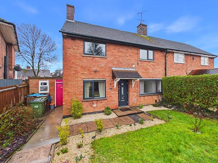5 Bedroom Semi Detached House For Sale In Beech Drive, Leicester, LE3