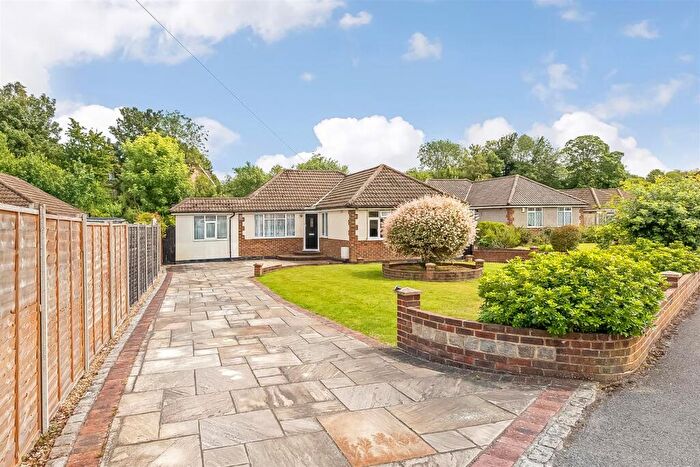 4 Bedroom Detached Bungalow For Sale In Mayes Close, Warlingham, CR6