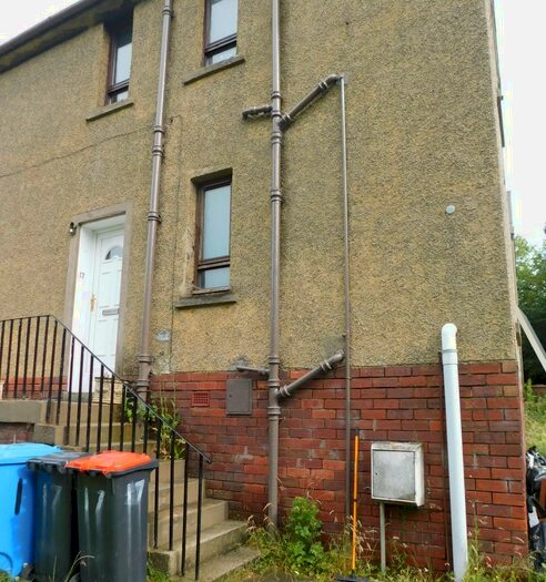 2 Bedroom Apartment To Rent In Ramsay Crescent, Bathgate, EH48