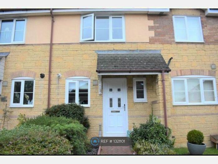 2 Bedroom Terraced House To Rent In Foxglove Way, Yeovil BA22
