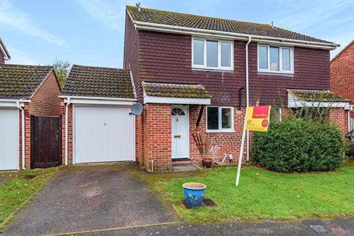 2 Bedroom Semi-Detached House To Rent In Thatcham, Berkshire, RG19