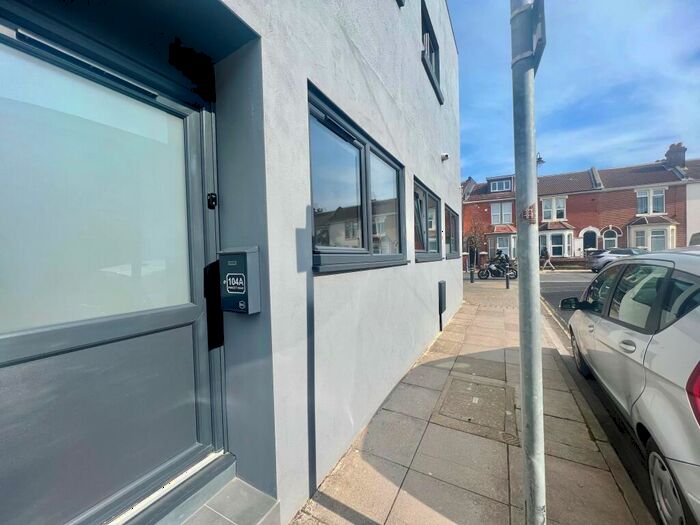 2 Bedroom Apartment To Rent In Fawcett Road, Portsmouth, PO4