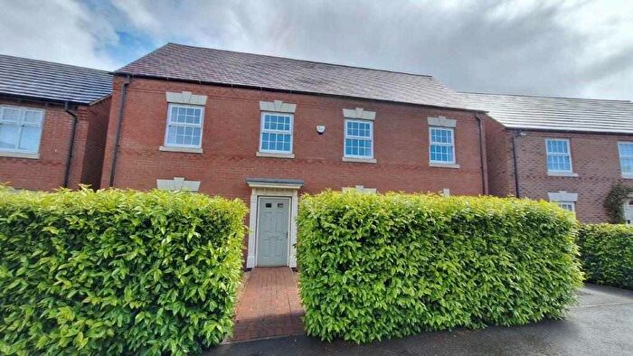 4 Bedroom House To Rent In Watitune Avenue, Weddington, Nuneaton, CV10