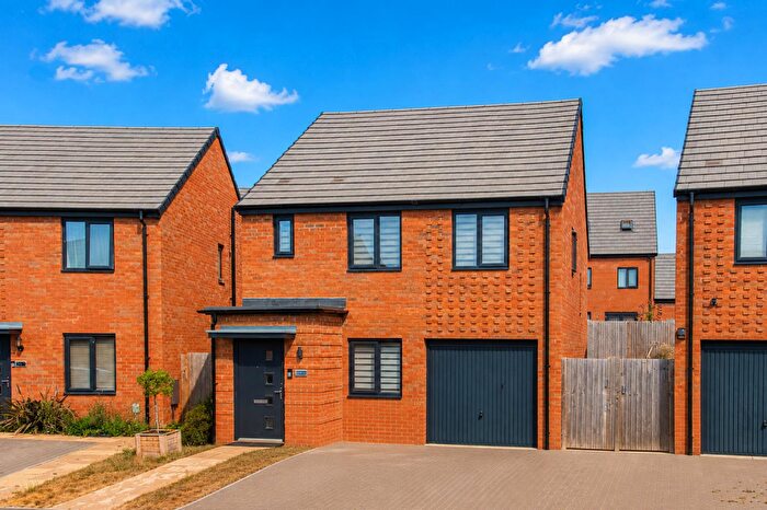 3 Bedroom Detached House For Sale In Knollys Meadow, Wellingborough, NN8