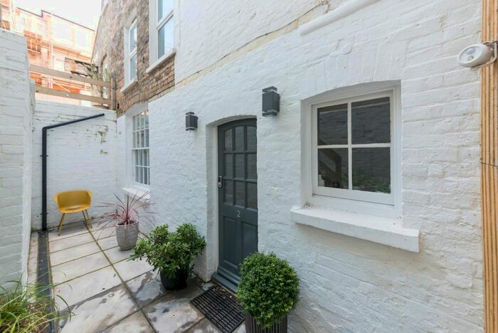1 Bedroom Flat To Rent In Albion Place, Ramsgate, CT11