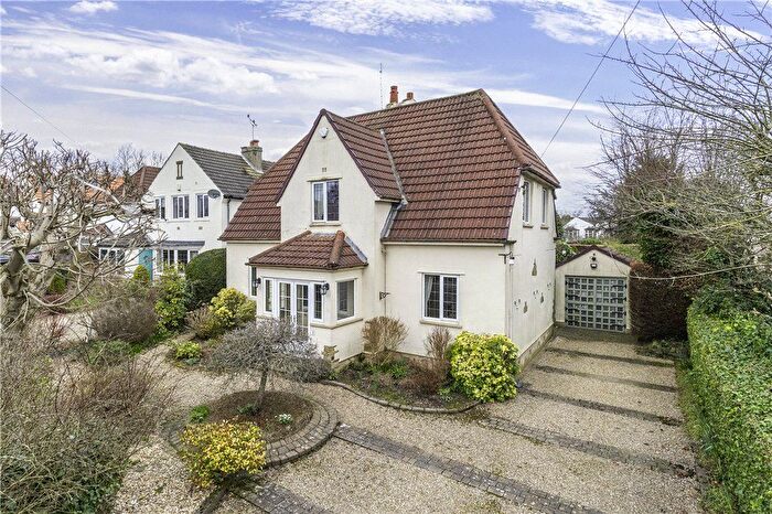 4 Bedroom Detached House For Sale In Wyncroft Grove, Bramhope, Leeds, West Yorkshire, LS16