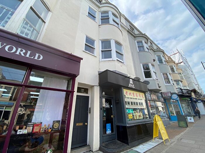 1 Bedroom Flat For Sale In Queens Road, Brighton, BN1