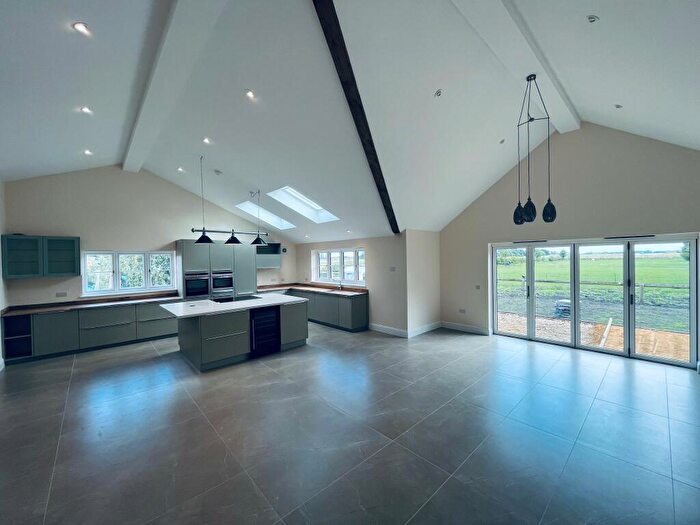 4 Bedroom Bungalow To Rent In Third Drove, Little Downham, Ely, CB6