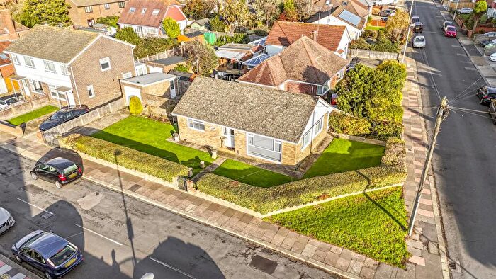 2 Bedroom Detached Bungalow For Sale In Franklin Road, Worthing, BN13