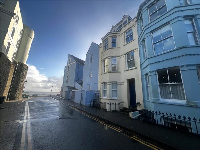 1 Bedroom Flat For Sale In St. Florence Parade, Tenby, Pembrokeshire, SA70