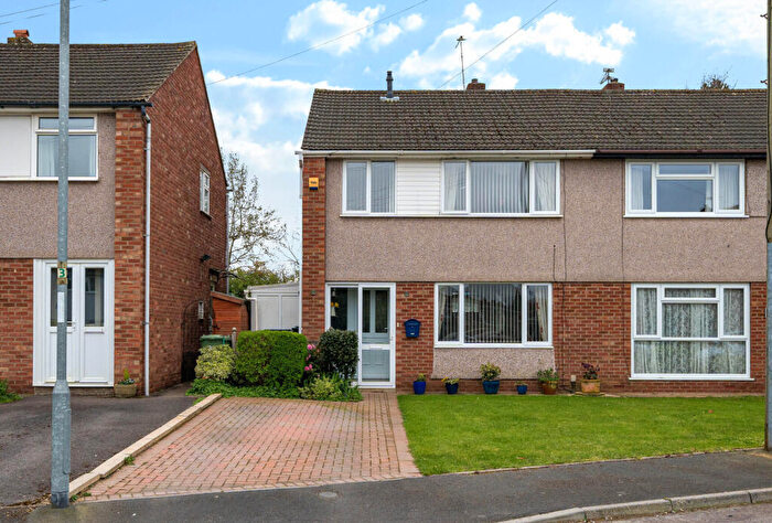 3 Bedroom Semi Detached House For Sale In Bibury Crescent, Hanham, Bristol, Gloucestershire, BS15