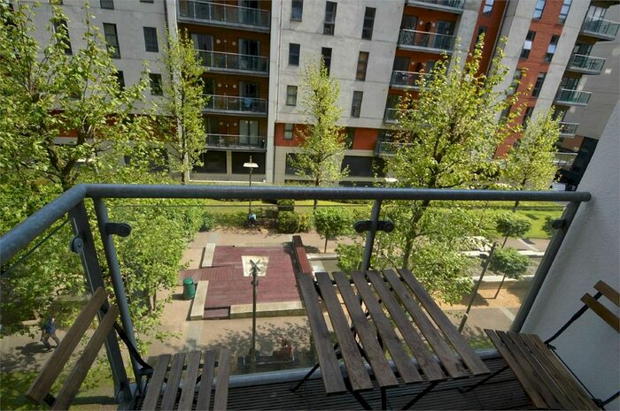 2 Bedroom Flat To Rent In Jefferson Place, Fernie Street, Manchester, M4