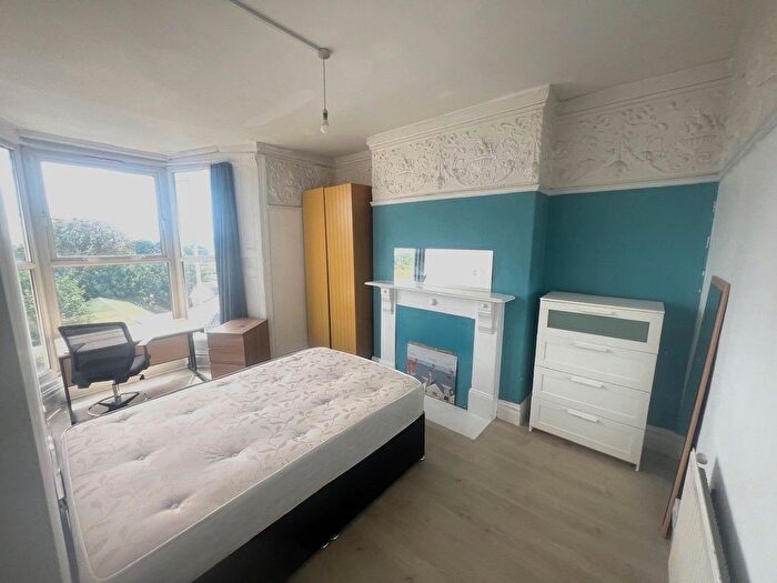 8 Bedroom Terraced House To Rent In Bryn Road, Brynmill, Swansea, West Glamorgan, SA2