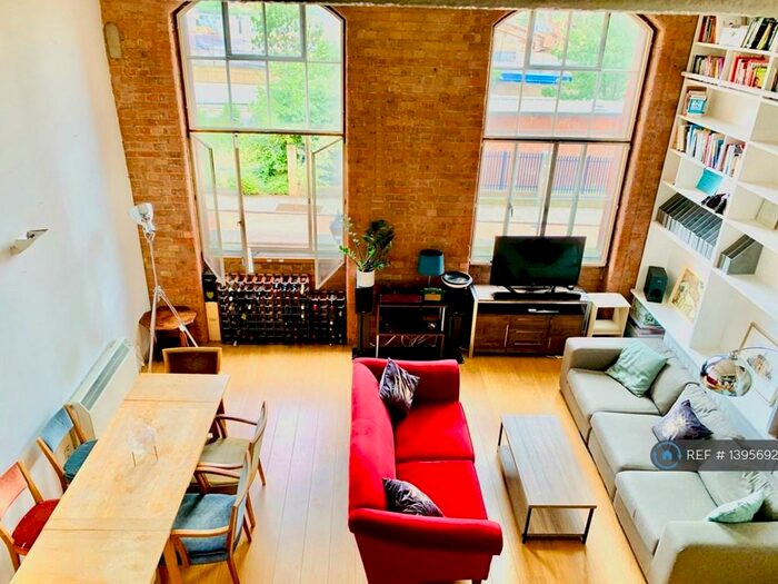 2 Bedroom Flat To Rent In Bow Quarter, London, E3