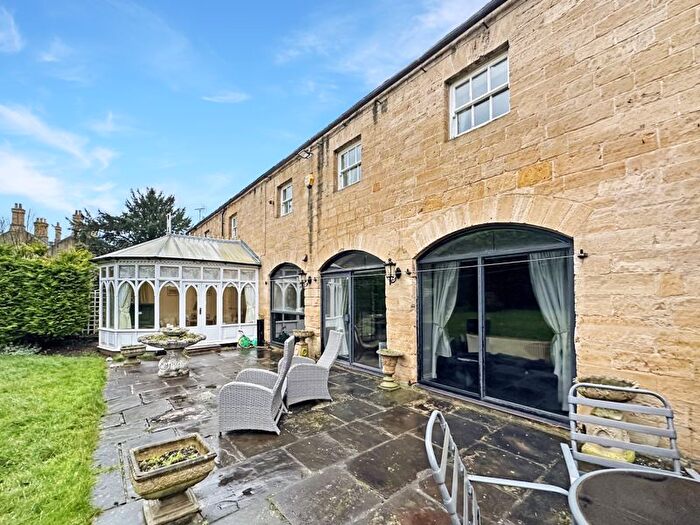 5 Bedroom Property For Sale In Estcourt Road, Darrington, Pontefract, WF8