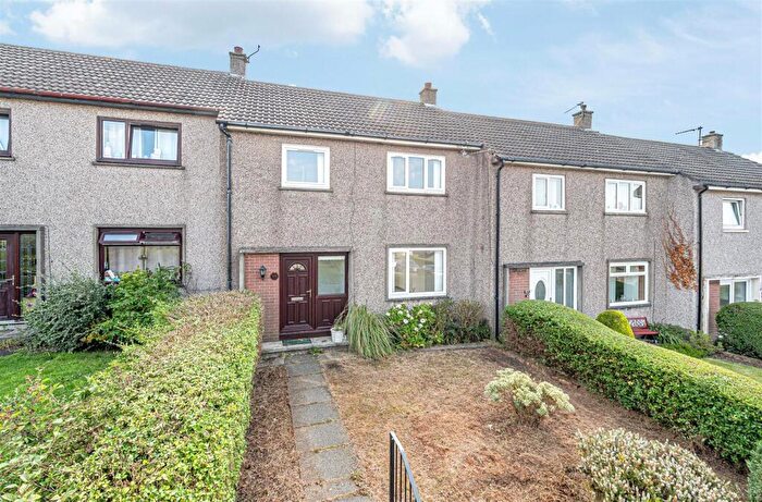 3 Bedroom Terraced House For Sale In Clyde Crescent, Dunfermline, KY11