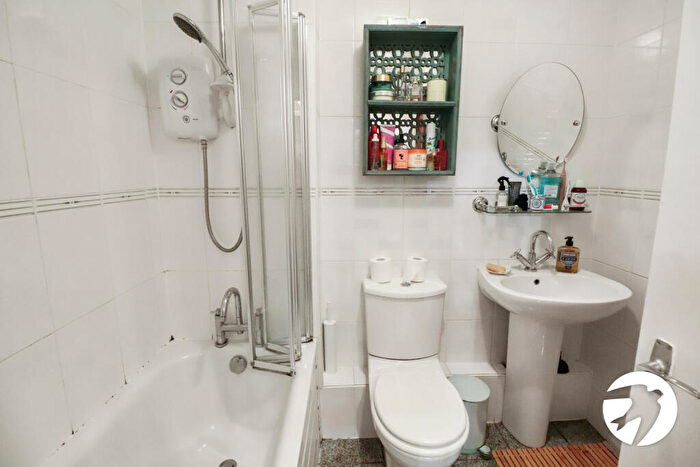 1 Bedroom Flat For Sale In Prospero House, Essenden Road, Upper Belvedere, Kent, DA17