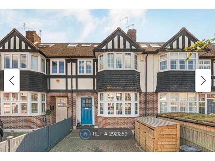 4 Bedroom Terraced House To Rent In Lincoln Avenue, Twickenham, TW2
