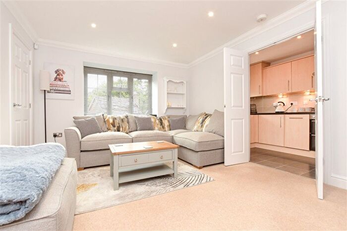 1 Bedroom Maisonette For Sale In Loxford Close, Caterham, Surrey, CR3