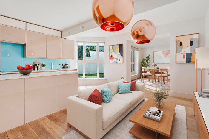 2 Bedroom Apartment For Sale In Hightrees House, Nightingale Lane, SW12