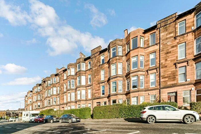 2 Bedroom Flat To Rent In Tantallon Road, Shawlands, G41