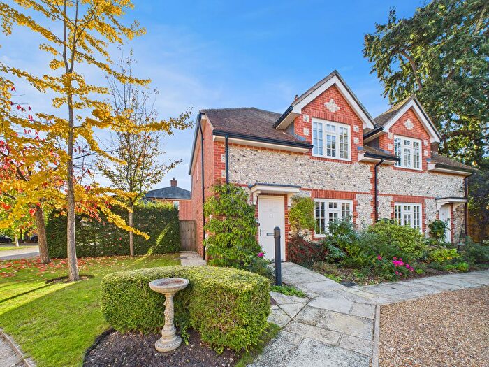 2 Bedroom Semi-Detached House For Sale In Chantry Hall, Westbourne, PO10