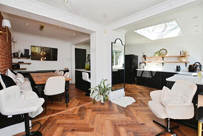 3 Bedroom Property For Sale In High Street, Messingham, Scunthorpe, DN17