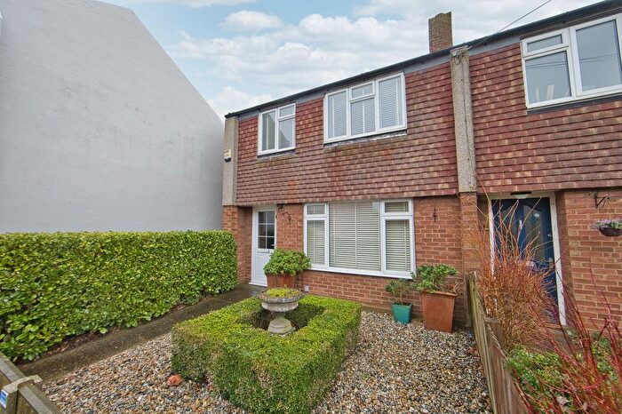 3 Bedroom End Terrace House For Sale In Union Road, Deal, Kent, CT14