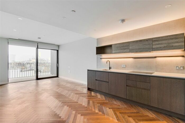 1 Bedroom Flat To Rent In Hampton House, Michael Road, London, SW6