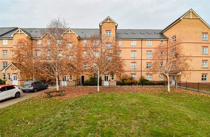 1 Bedroom Flat To Rent In Winstanley Court, Cromwell Road, Cambridge, CB1