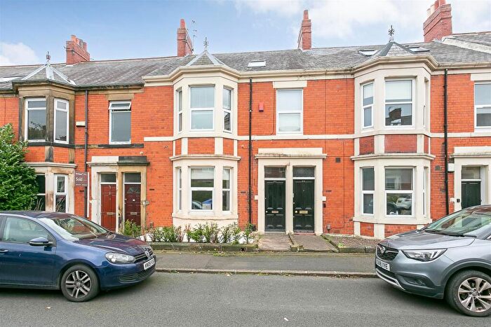 2 Bedroom Flat To Rent In Mayfair Road, Jesmond, Newcastle Upon Tyne, NE2