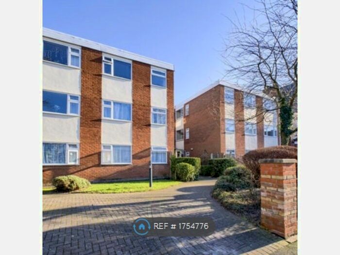 2 Bedroom Flat To Rent In Clarendon Road, Birmingham, B16