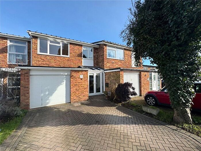 3 Bedroom Terraced House For Sale In Dalton Close, South Orpington, Kent, BR6