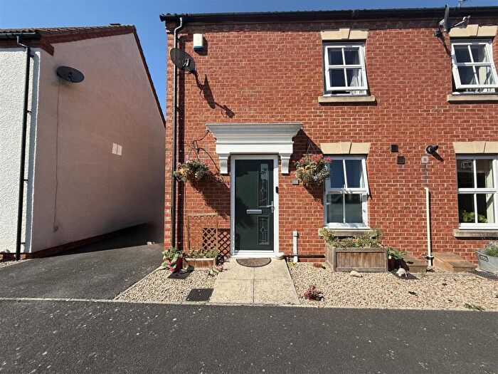 3 Bedroom End Of Terrace House For Sale In Neville Close, Gainford, Darlington, DL2