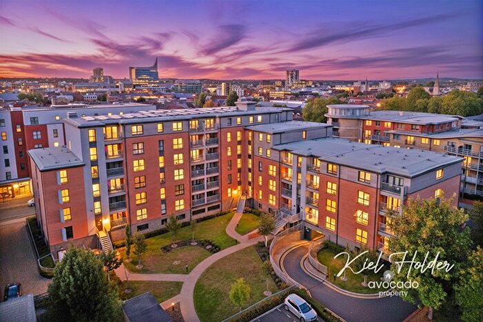 1 Bedroom Flat For Sale In Silver Street, Reading Town Centre, RG1