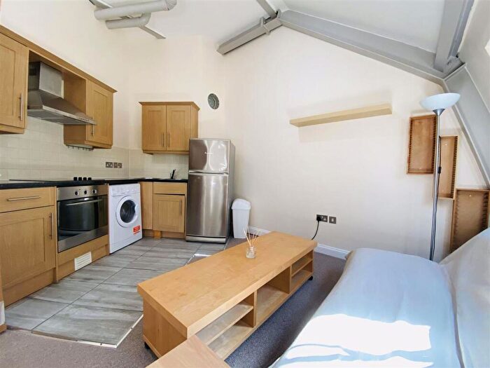 Studio To Rent In Baldwin Street, City Centre, BS1