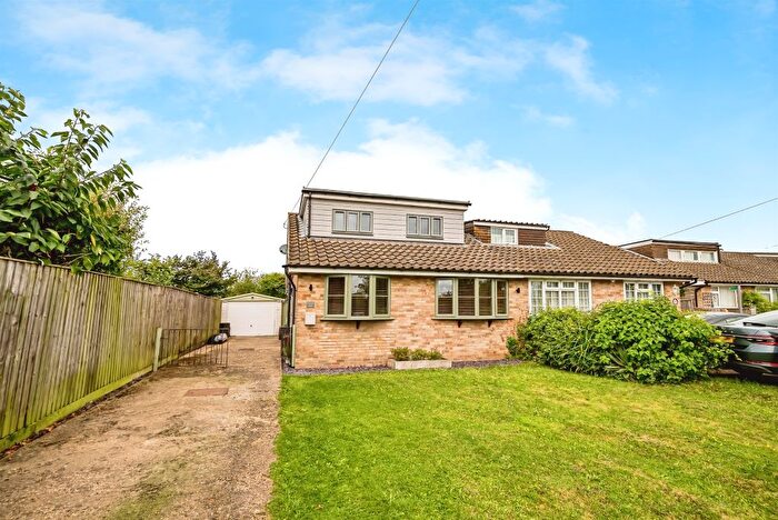 4 Bedroom Semi-Detached Bungalow For Sale In Sun Crescent, Oakley, Aylesbury, HP18