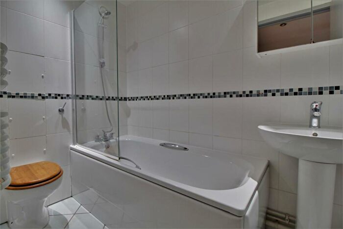 1 Bedroom Apartment To Rent In Albert Warehouse, The Docks, Gloucester, GL1