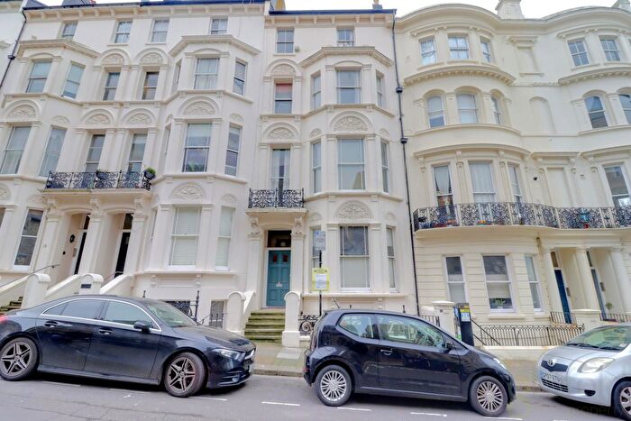1 Bedroom Flat To Rent In Cambridge Road, Hove, BN3