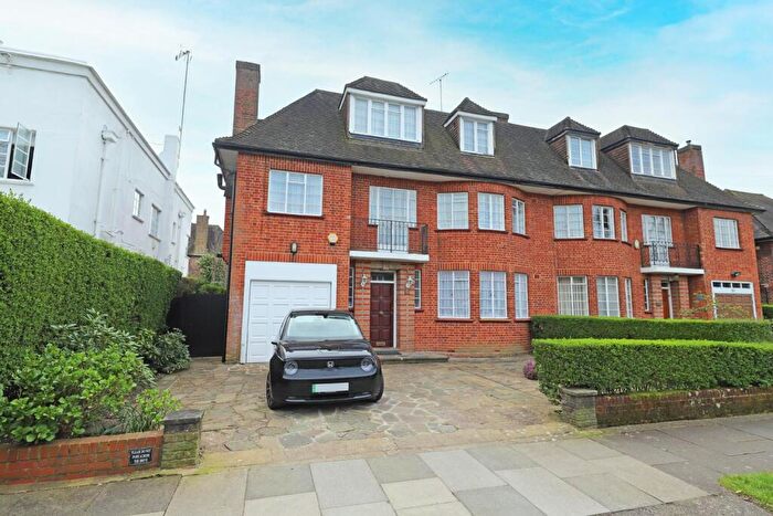 5 Bedroom Semi-Detached House For Sale In Linden Lea, Hampstead Garden Suburb, N2