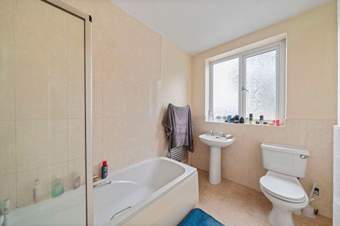 2 Bedroom Flat For Sale In Downall Green Road, Ashton-In-Makerfield, WN4