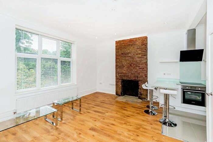 1 Bedroom House To Rent In Wightman Road, London, N4