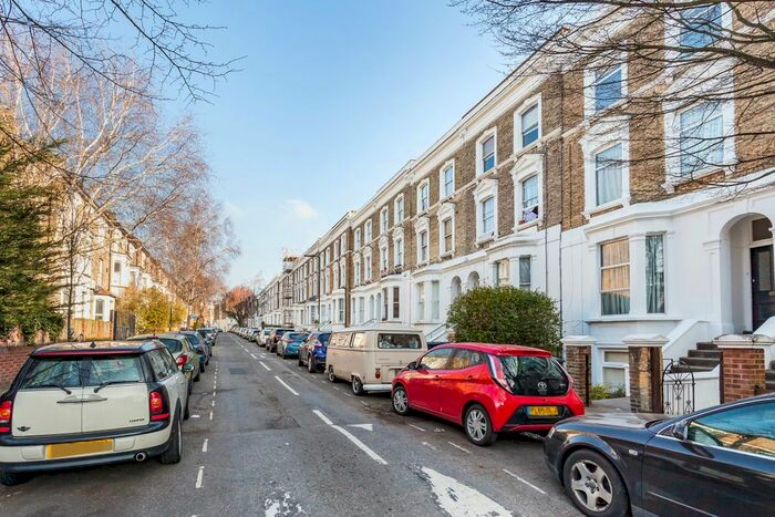 1 Bedroom Flat To Rent In Burlington Gardens, London, W3