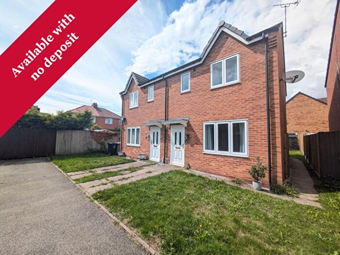 3 Bedroom Semi-Detached House To Rent In Hudson Way, Grantham, NG31