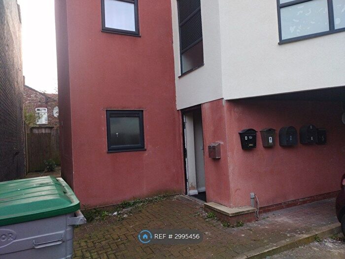 2 Bedroom Flat To Rent In Francis Avenue, Eccles, Manchester, M30