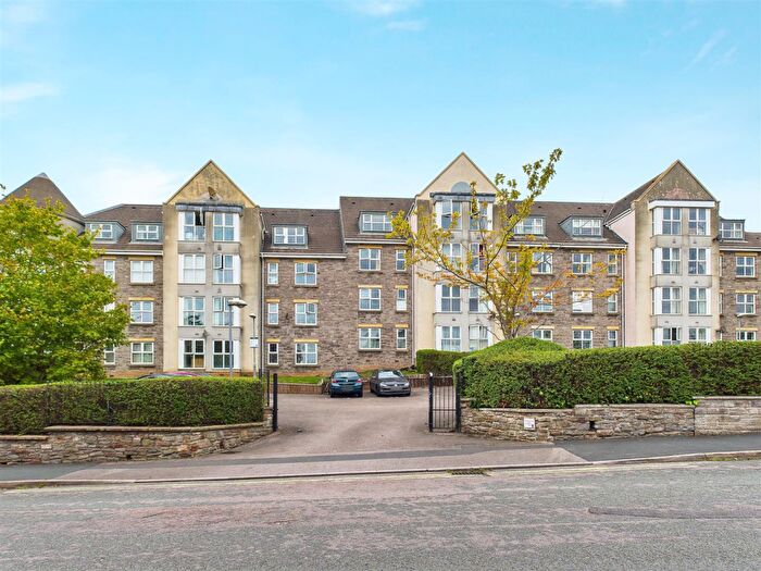2 Bedroom Flat For Sale In Fishponds Road, Eastville, Bristol, BS5
