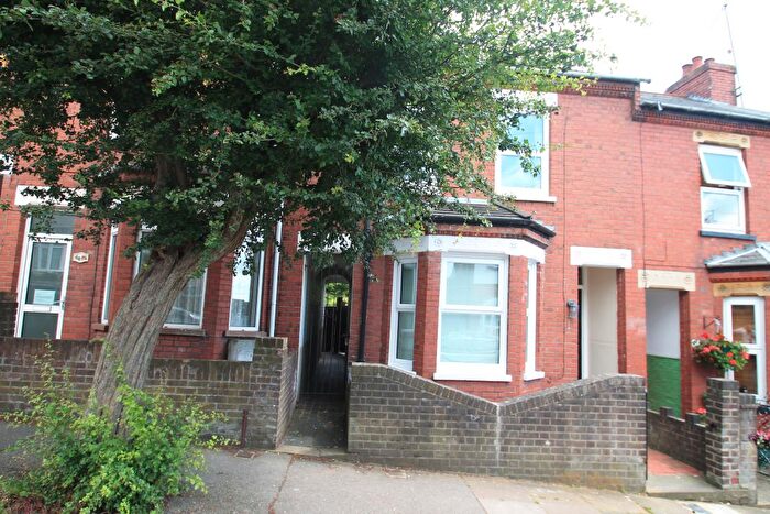 3 Bedroom Property To Rent In Talbot Road, Luton, LU2