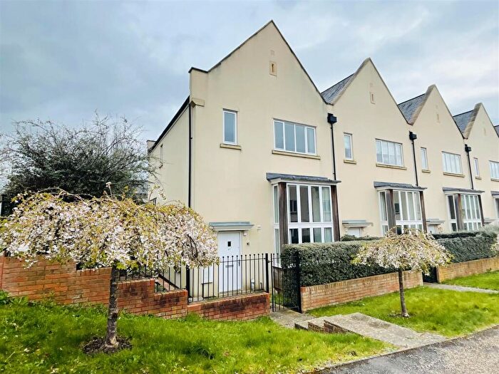 4 Bedroom End Of Terrace House To Rent In Ricardo Drive, Dursley, GL11